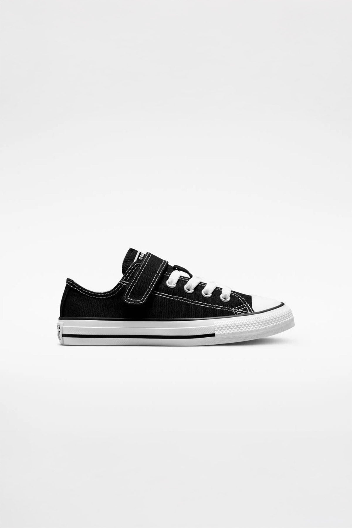 Converse All star נעלי סניקרס אולסטאר סקוץ' 1V נמוכות בצבע שחור לילדים