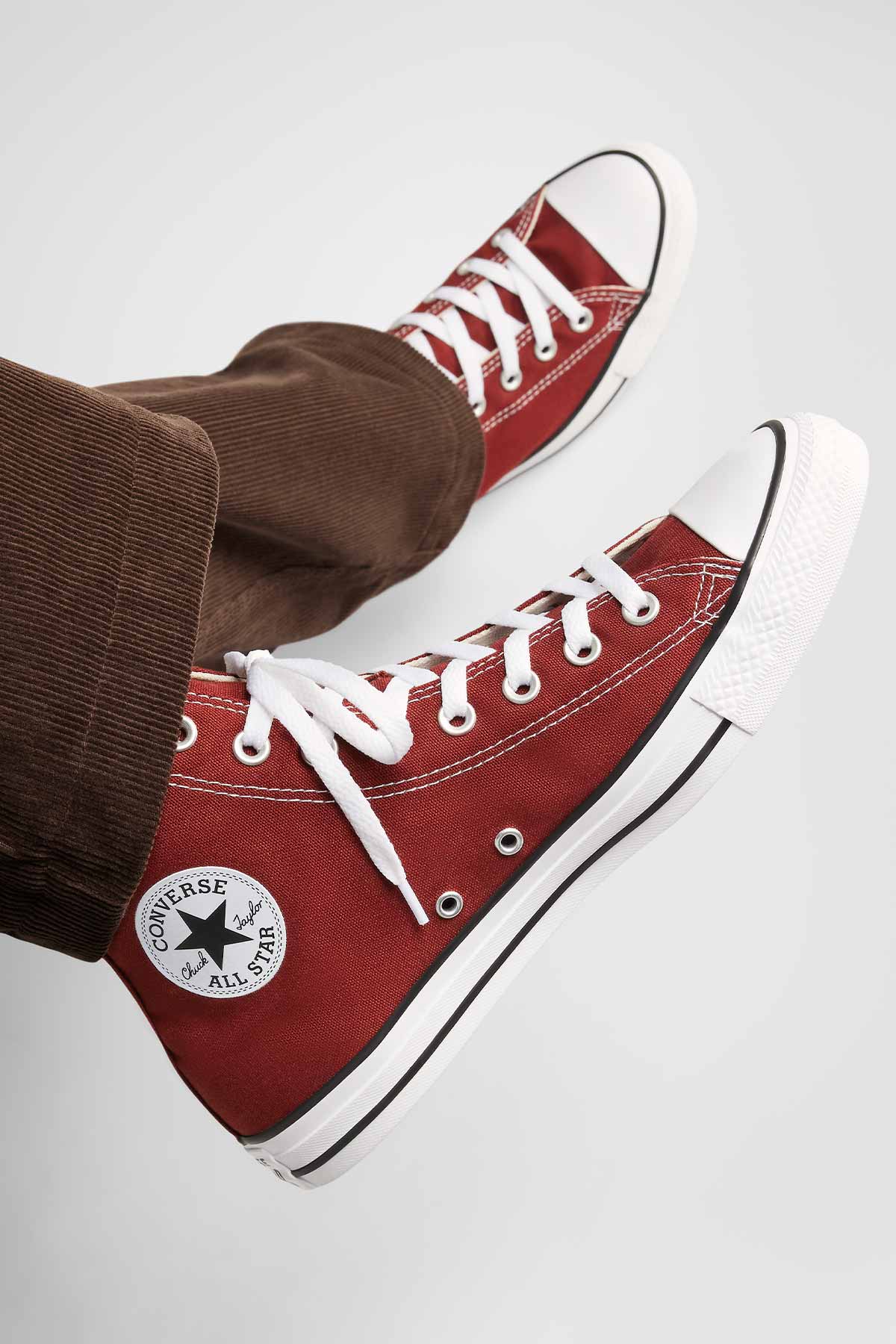 Converse Allstar נעלי סניקרס אולסטאר גבוהות בצבע Rottin Apple יוניסקס
