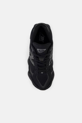 New Balance נעלי סניקרס 9060 בצבע שחור לנערים ולנשים