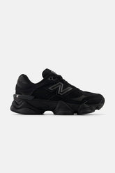 New Balance נעלי סניקרס 9060 בצבע שחור לנערים ולנשים