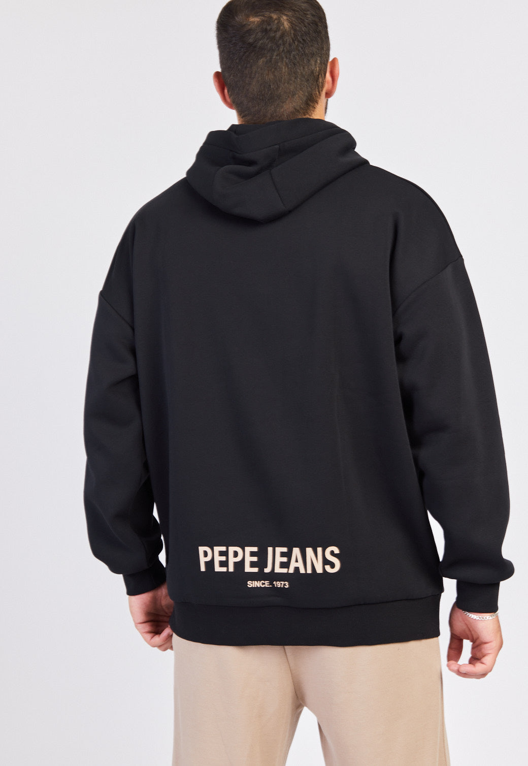 פפה ג'ינס קפוצ'ון בצבע שחור לגברים-Pepe Jeans London-S-נאקו