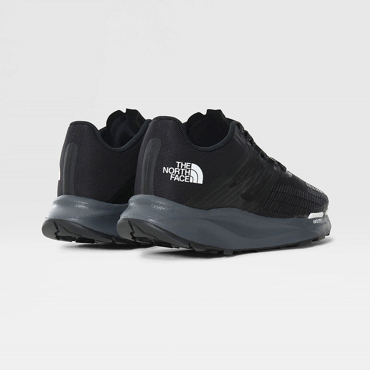 דה נורת׳ פייס נעלי ספורט Vectic Eminus בצבע שחור לגברים-The North Face-41-נאקו