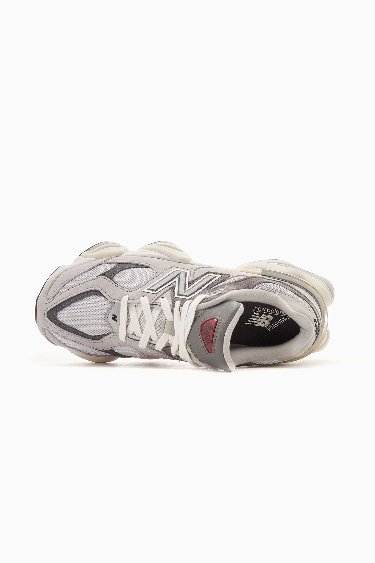 New Balance נעלי סניקרס 9060 בצבע אפור לגברים