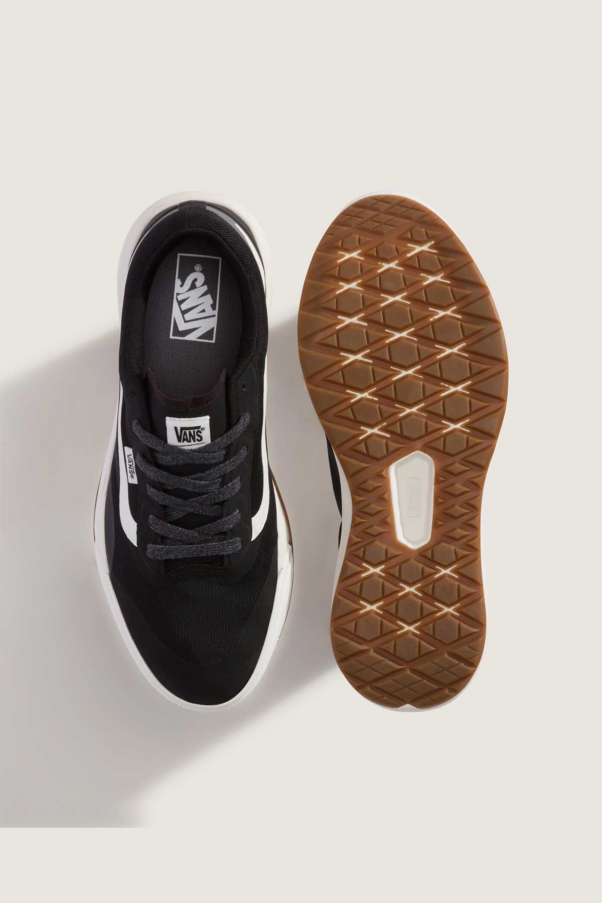 נעלי סניקרס Vans MTE Ultrarange 2.0 בצבע שחור