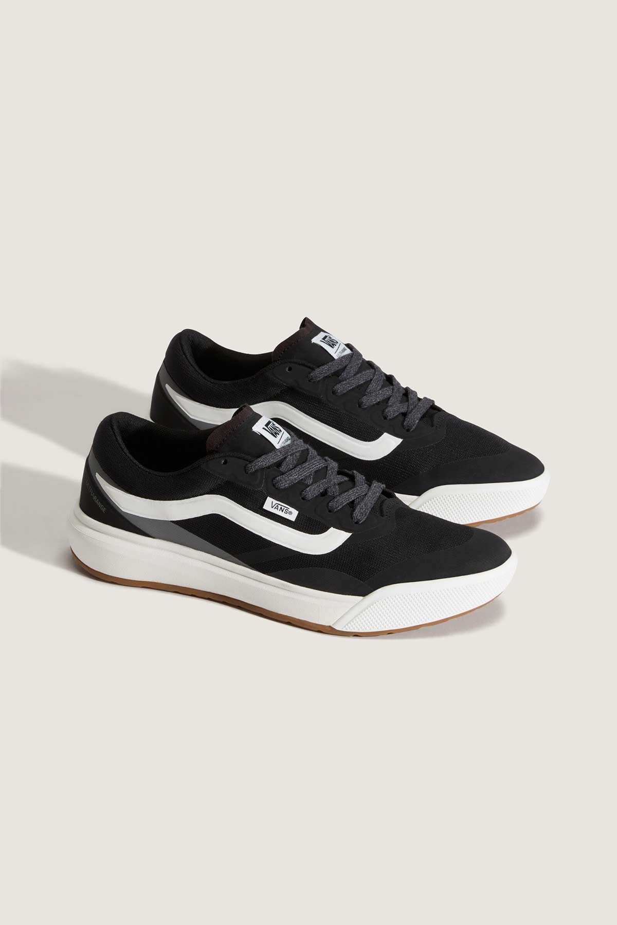 נעלי סניקרס Vans MTE Ultrarange 2.0 בצבע שחור