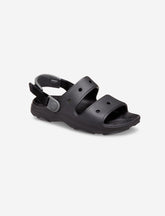 Crocs Classic All-Terrain Sandal K - סנדלי קרוקס לבנים בצבע שחור-Crocs-28-29-נאקו