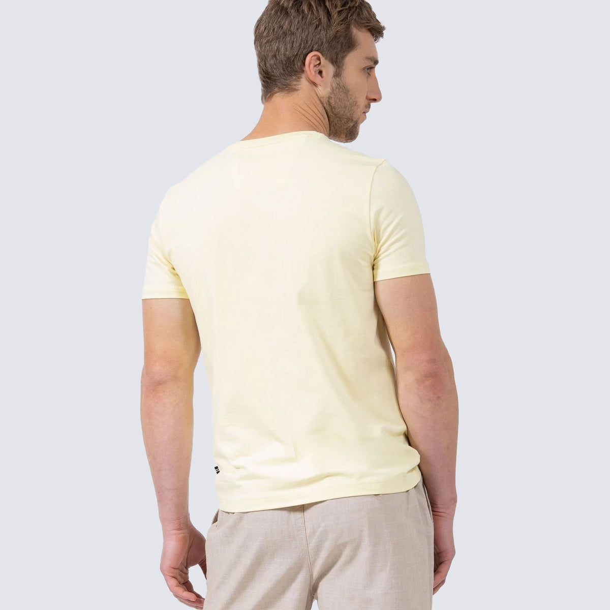נאוטיקה חולצת טי שירט בייסיק בצבע צהוב לגברים-Nautica-XS-נאקו